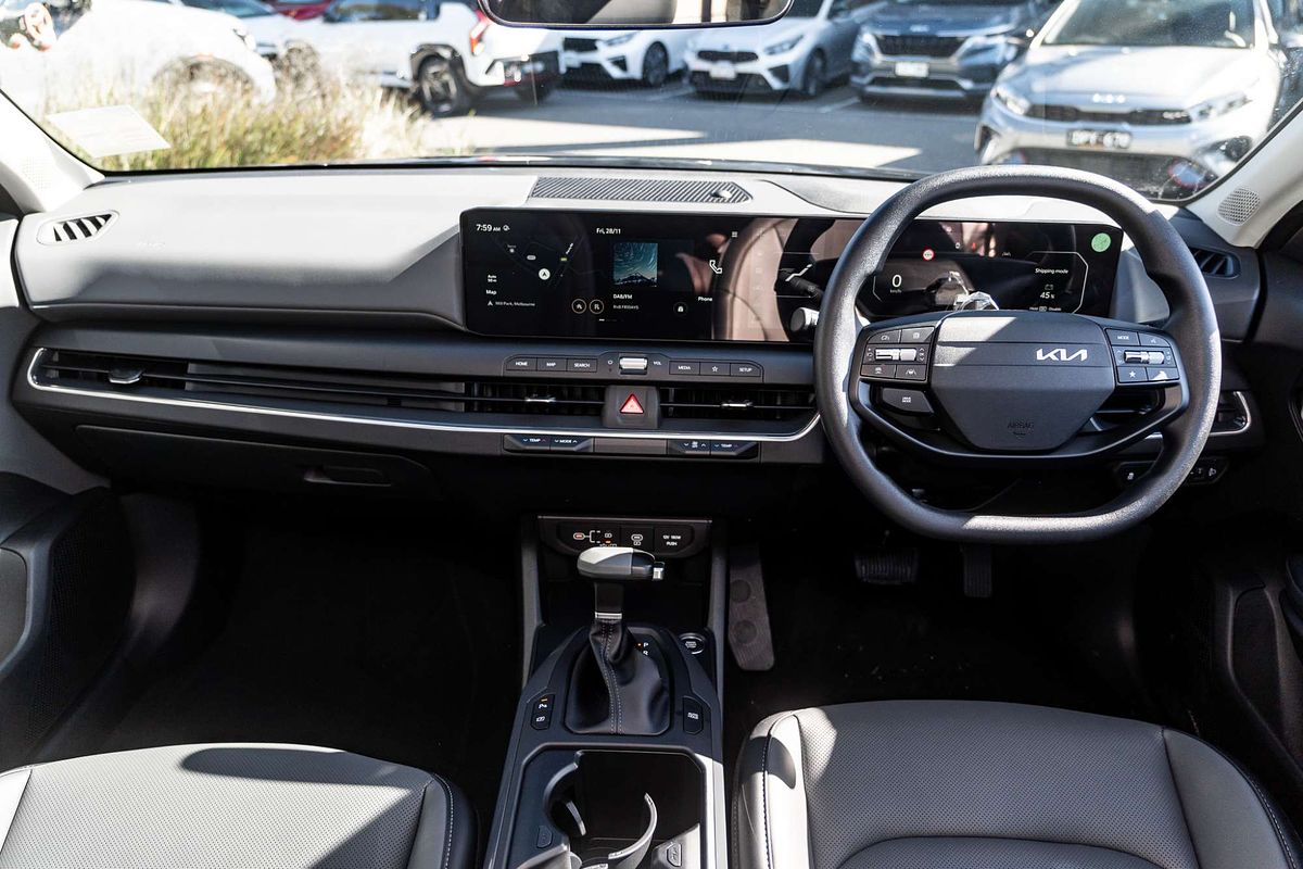 2025 Kia K4 Sport CL4m