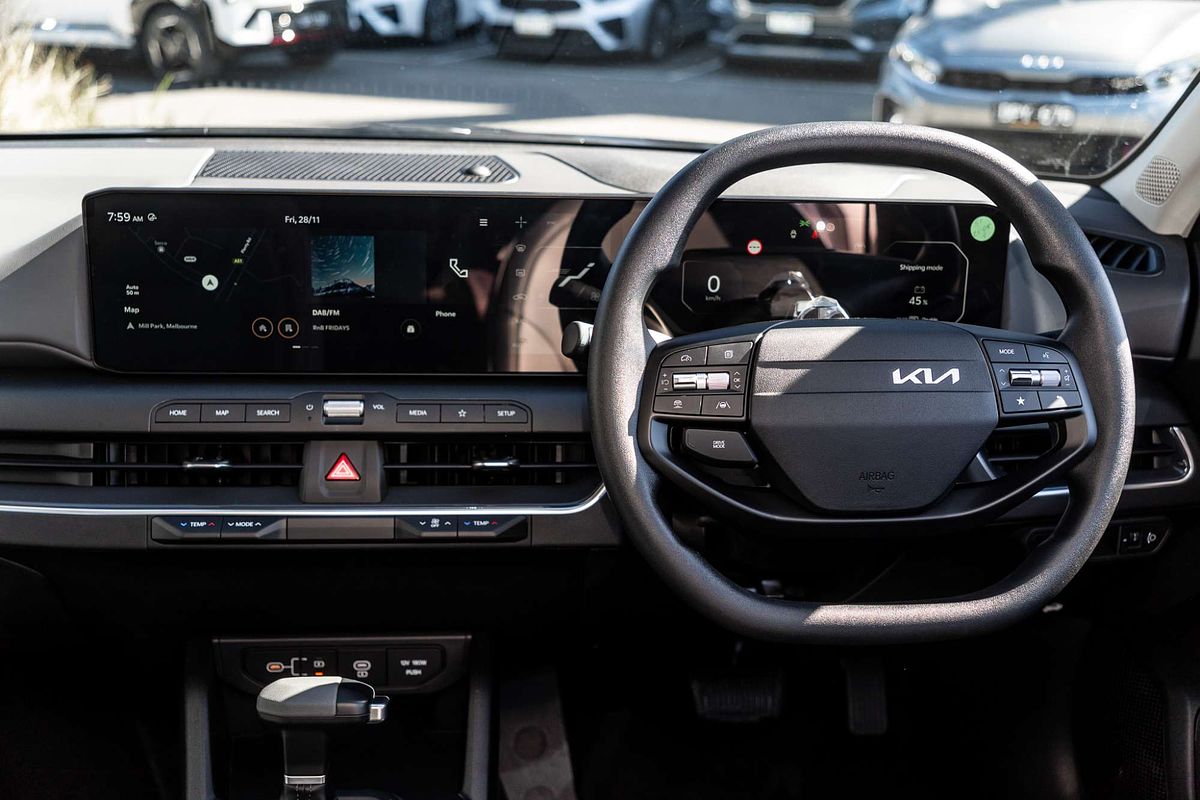 2025 Kia K4 Sport CL4m