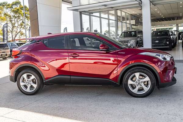 2018 Toyota C-HR NGX10R