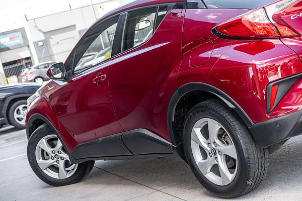 2018 Toyota C-HR NGX10R