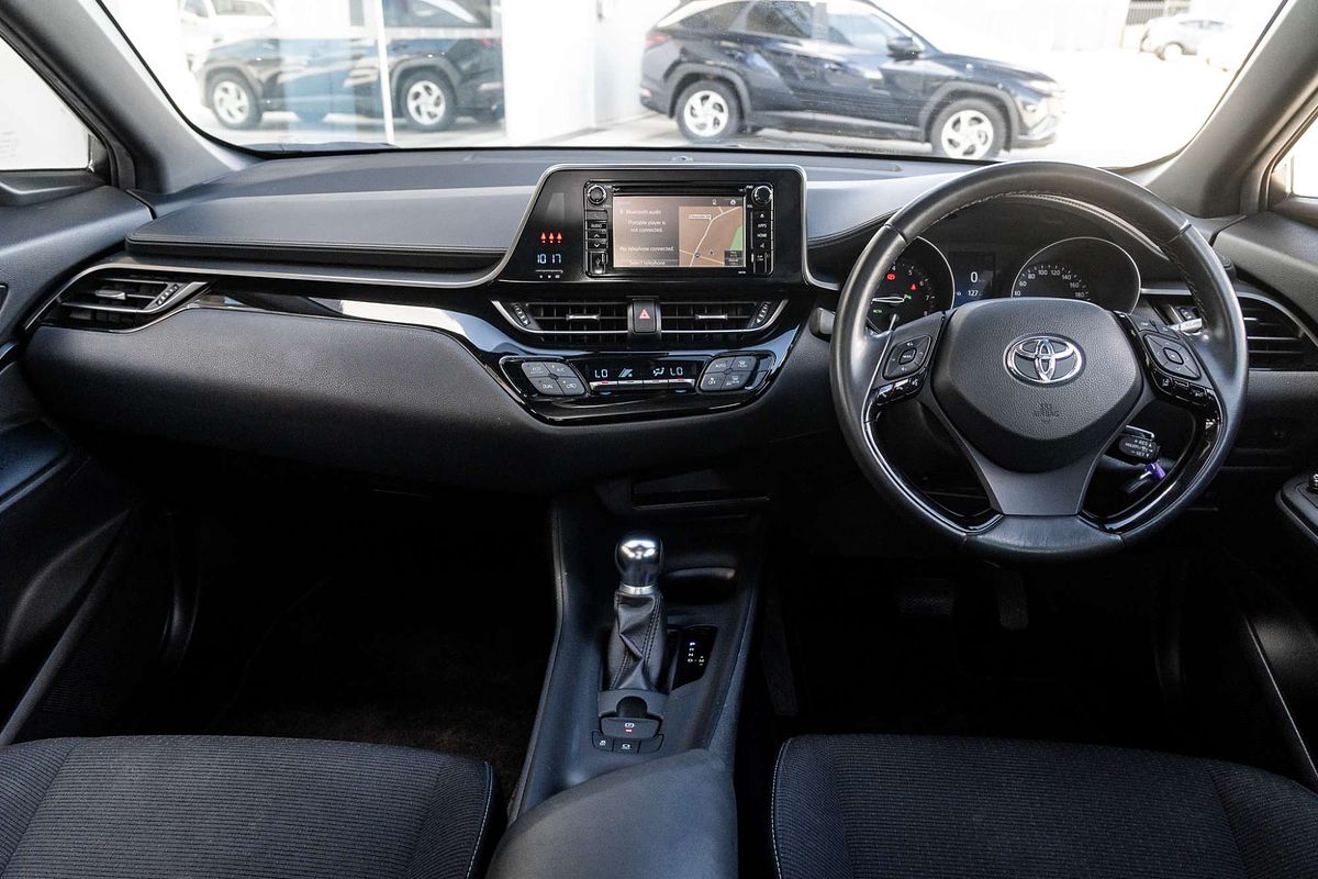 2018 Toyota C-HR NGX10R