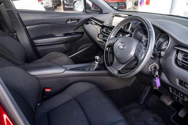 2018 Toyota C-HR NGX10R