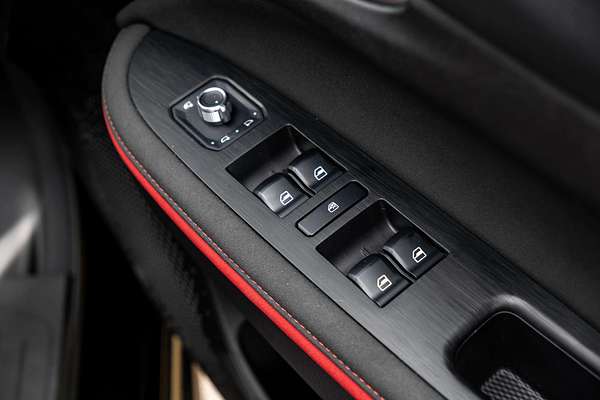 2025 GWM Ora GT ES11