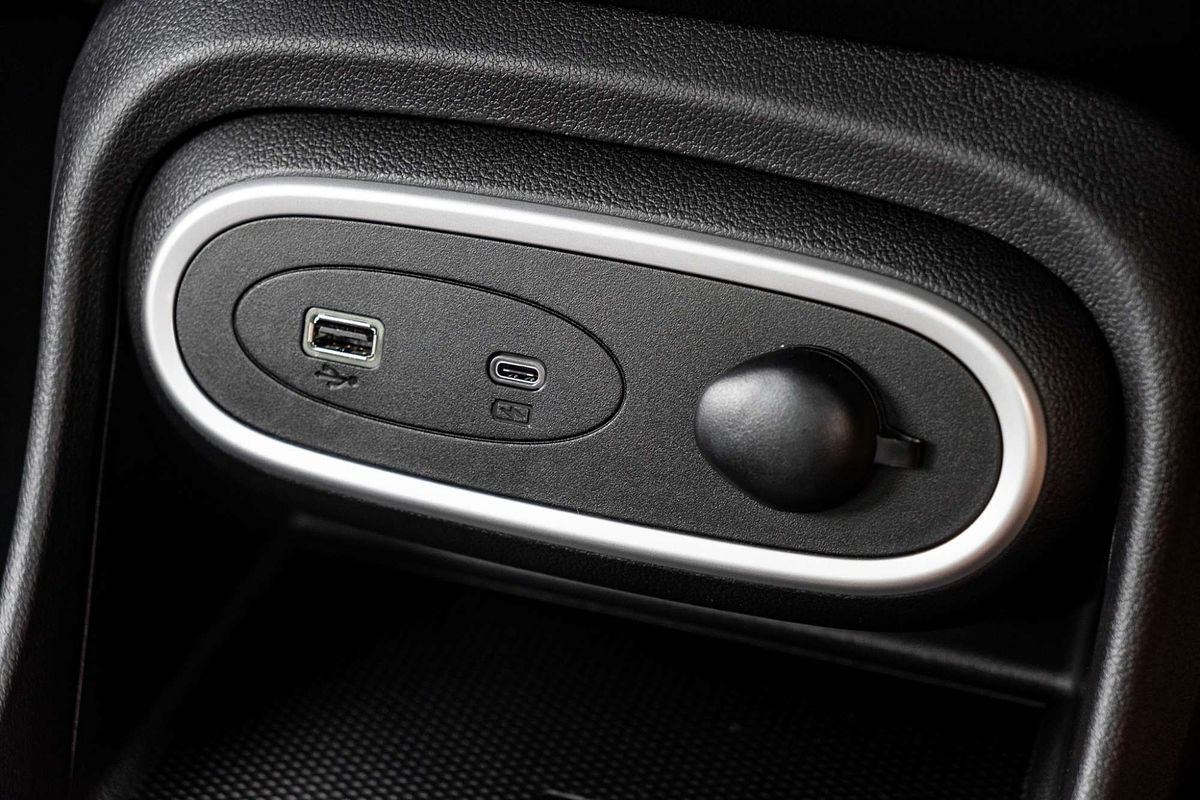 2025 GWM Ora GT ES11