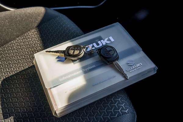 2017 Suzuki Swift GL Navigator Safety Pack AZ