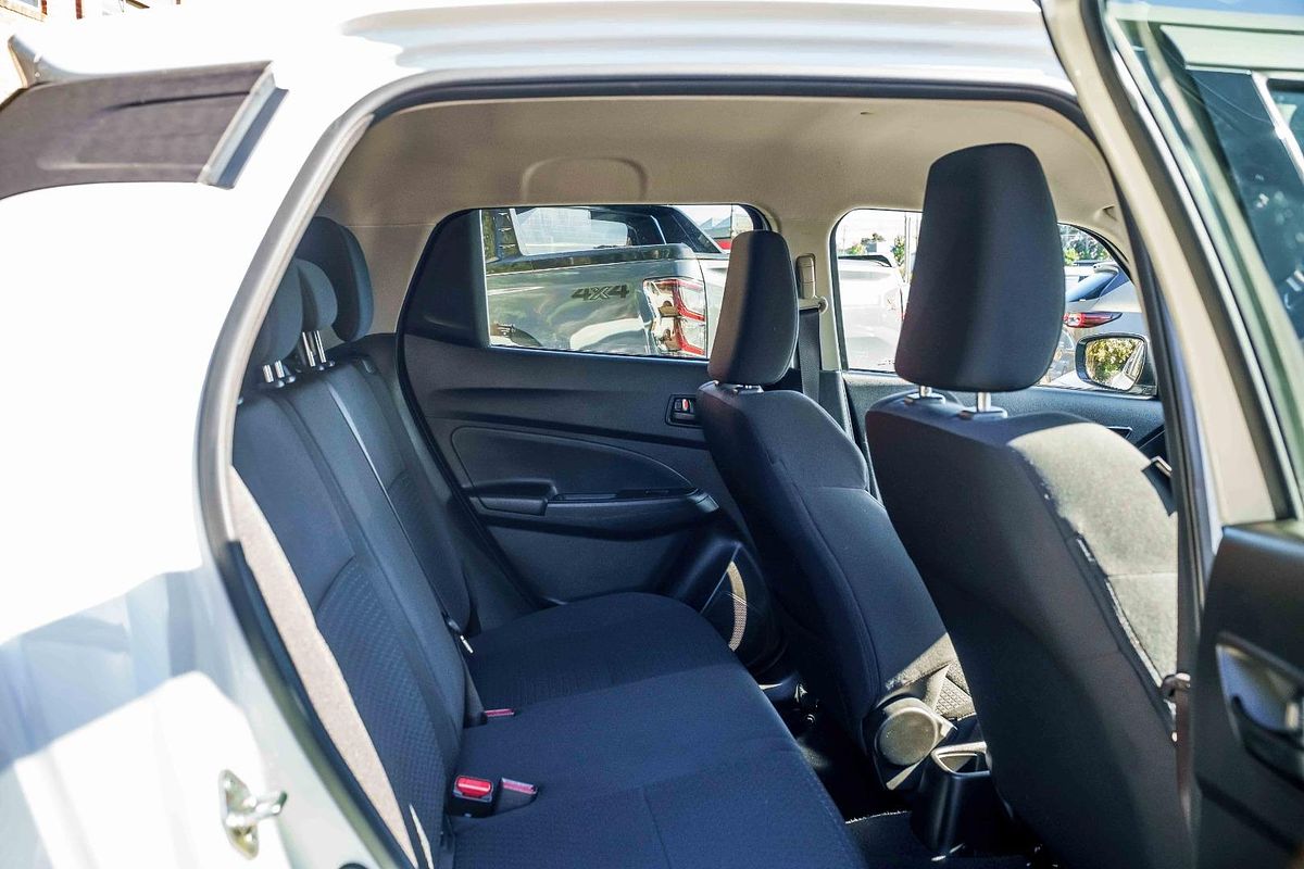 2017 Suzuki Swift GL Navigator Safety Pack AZ