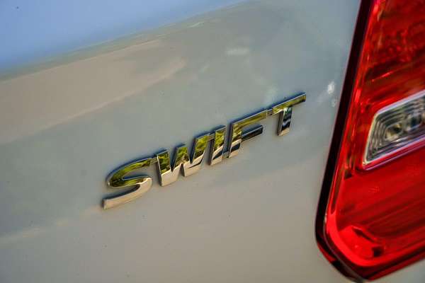 2017 Suzuki Swift GL Navigator Safety Pack AZ