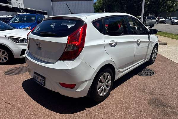 2015 Hyundai Accent Active RB3