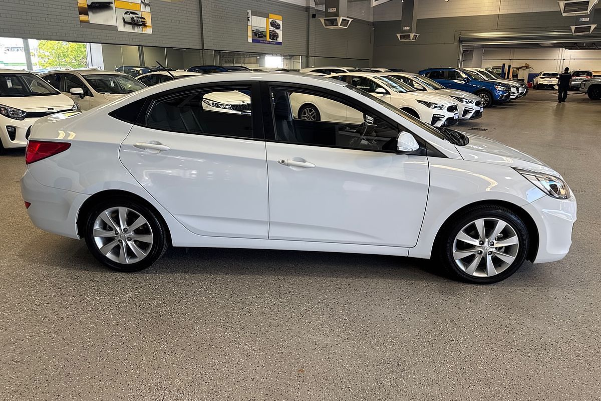 2019 Hyundai Accent Sport RB6