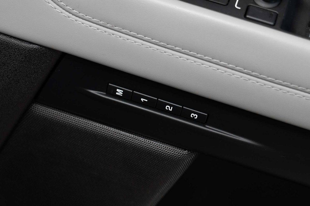 2021 Land Rover Range Rover Evoque P250 R-Dynamic HSE L551