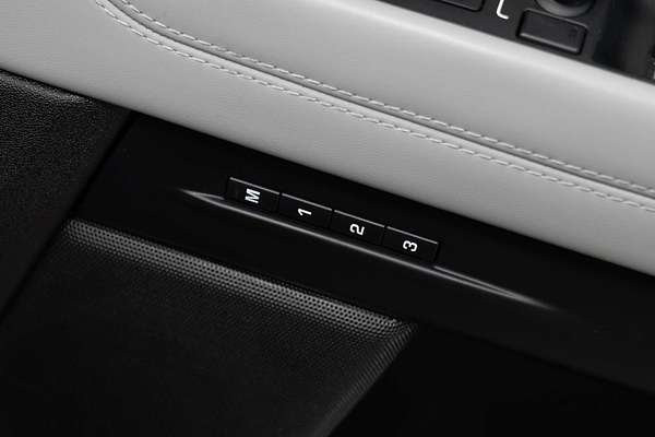 2021 Land Rover Range Rover Evoque P250 R-Dynamic HSE L551