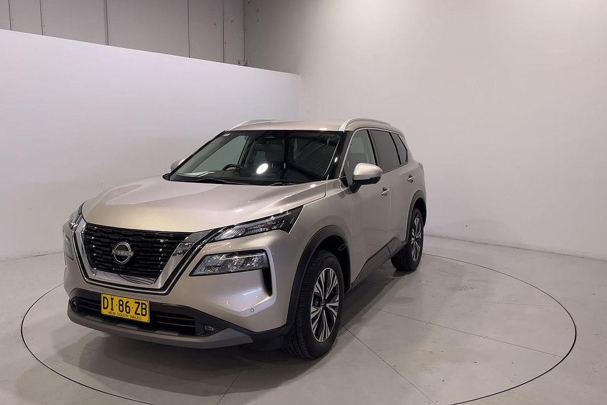 2023 Nissan X-TRAIL ST-L T33