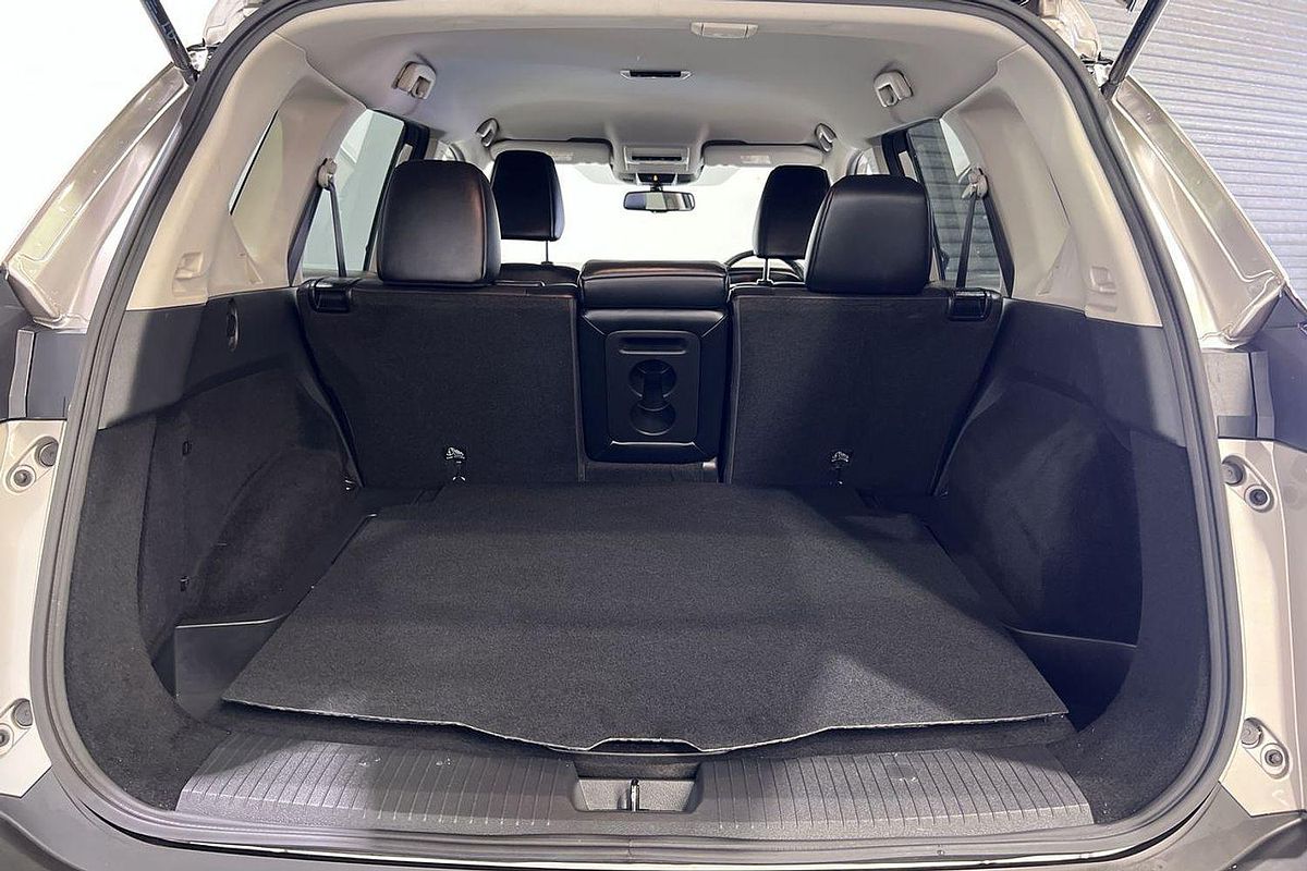 2023 Nissan X-TRAIL ST-L T33