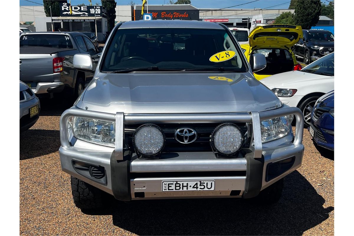 2011 Toyota Landcruiser GXL VDJ200R
