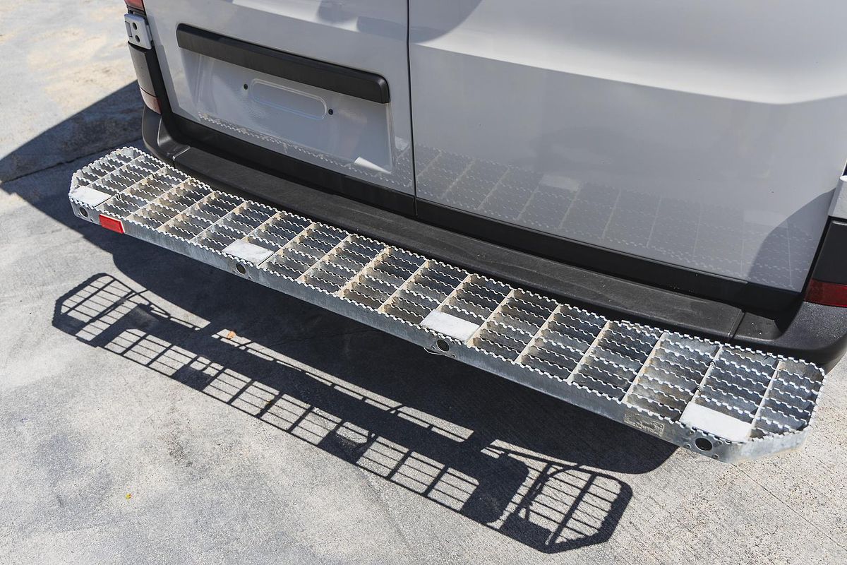 2019 Volkswagen Crafter Minibus TDI410 SY1 MWB