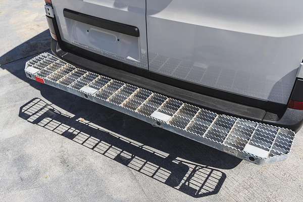 2019 Volkswagen Crafter Minibus TDI410 SY1 MWB