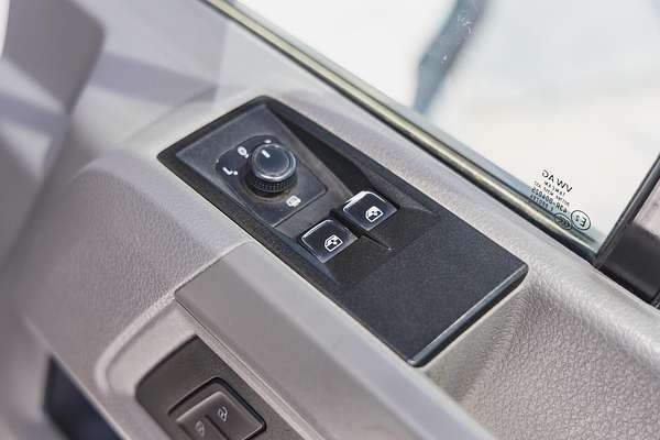 2019 Volkswagen Crafter Minibus TDI410 SY1 MWB