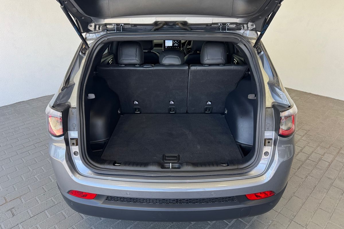 2022 Jeep Compass NIGHT EAGLE M6 MY22