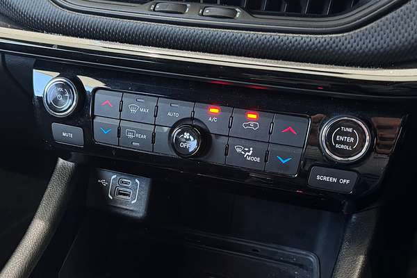 2022 Jeep Compass NIGHT EAGLE M6 MY22