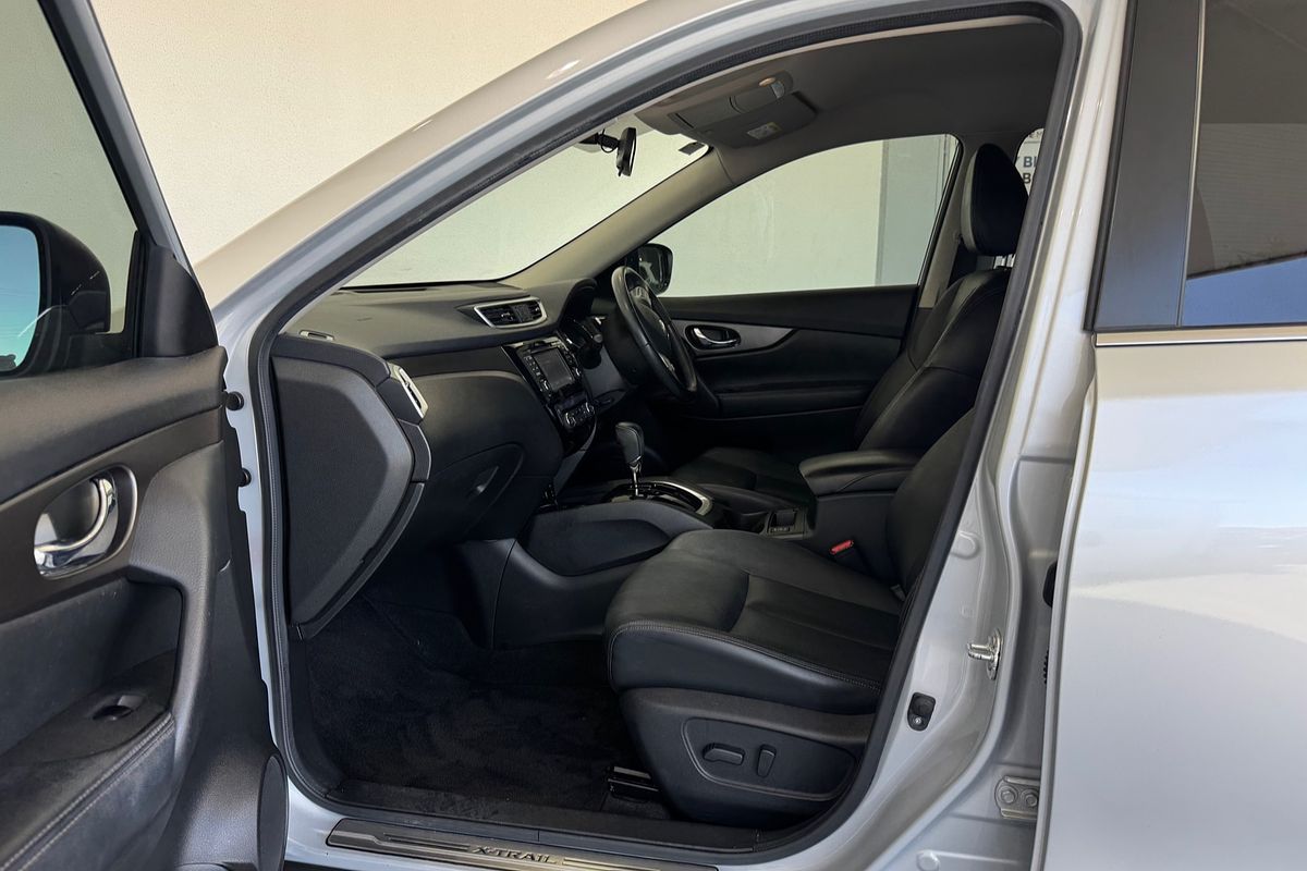 2014 Nissan X-TRAIL ST-L (FWD) T32