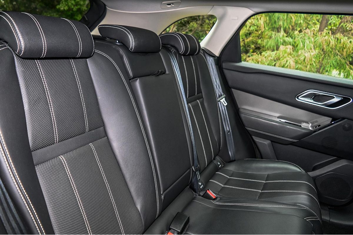 2017 Land Rover Range Rover Velar D240 S L560