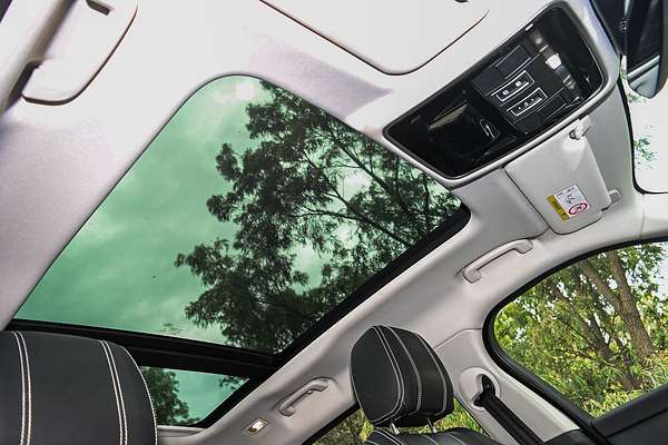 2017 Land Rover Range Rover Velar D240 S L560