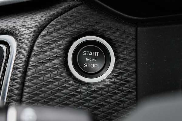 2017 Land Rover Range Rover Velar D240 S L560