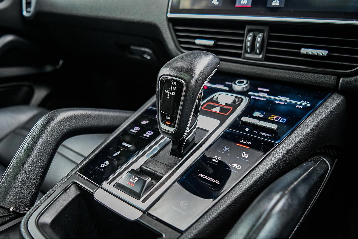 2019 Porsche Cayenne 9YA