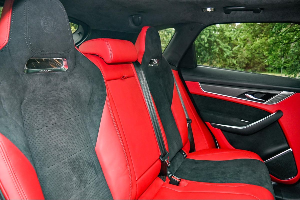 2022 Jaguar F-PACE SVR X761