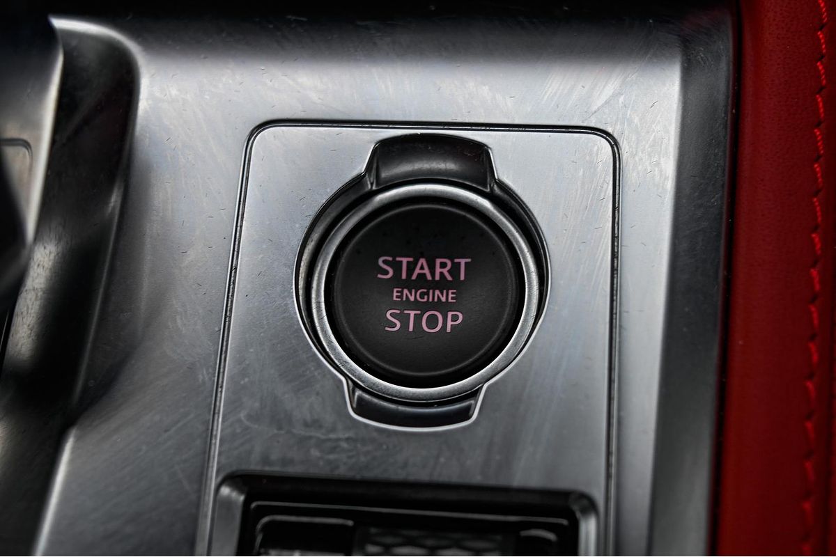 2022 Jaguar F-PACE SVR X761