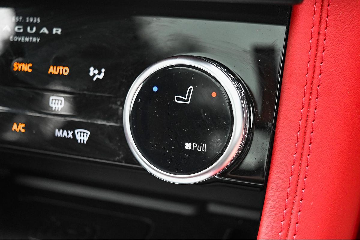 2022 Jaguar F-PACE SVR X761