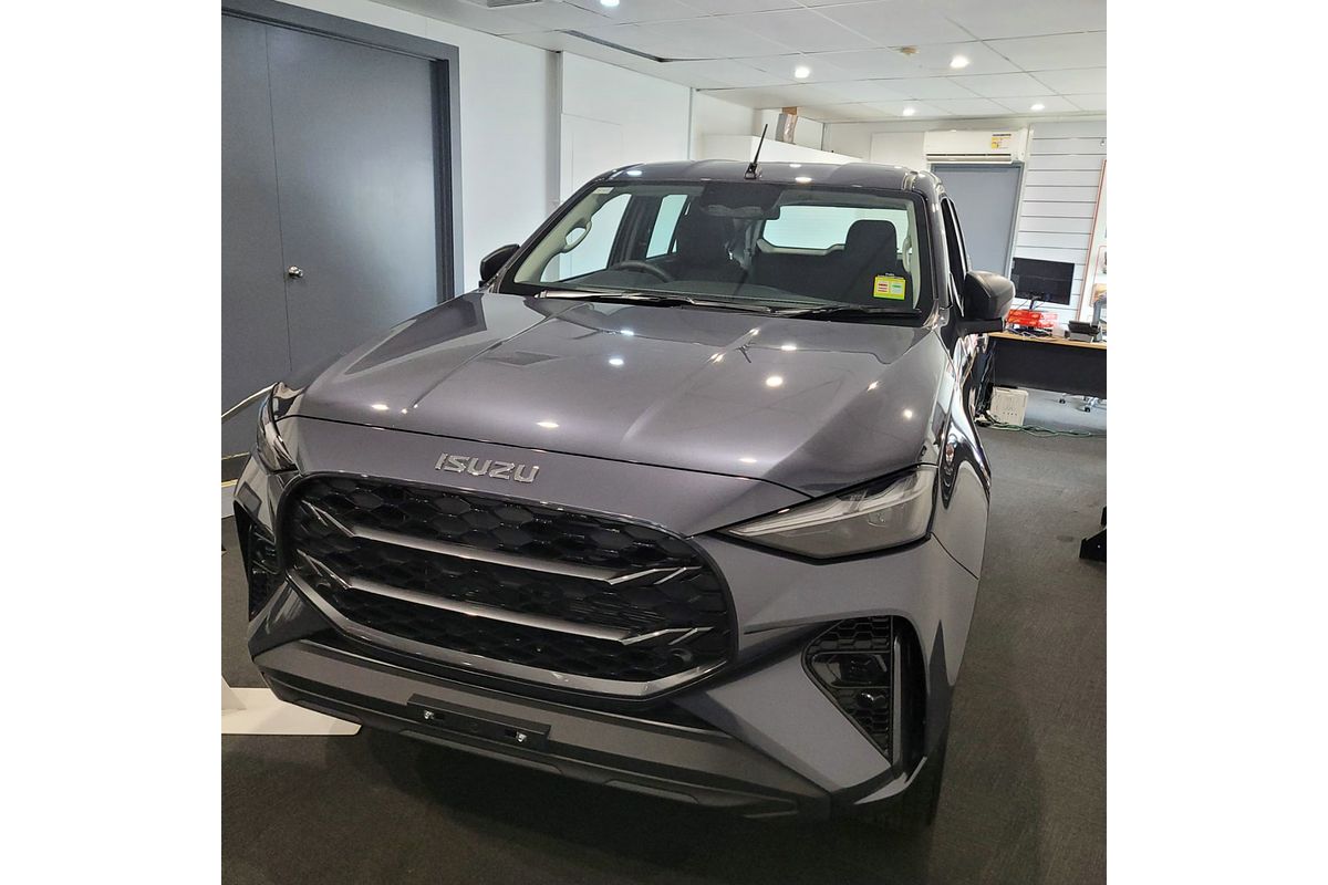 2025 Isuzu MU-X LS-M