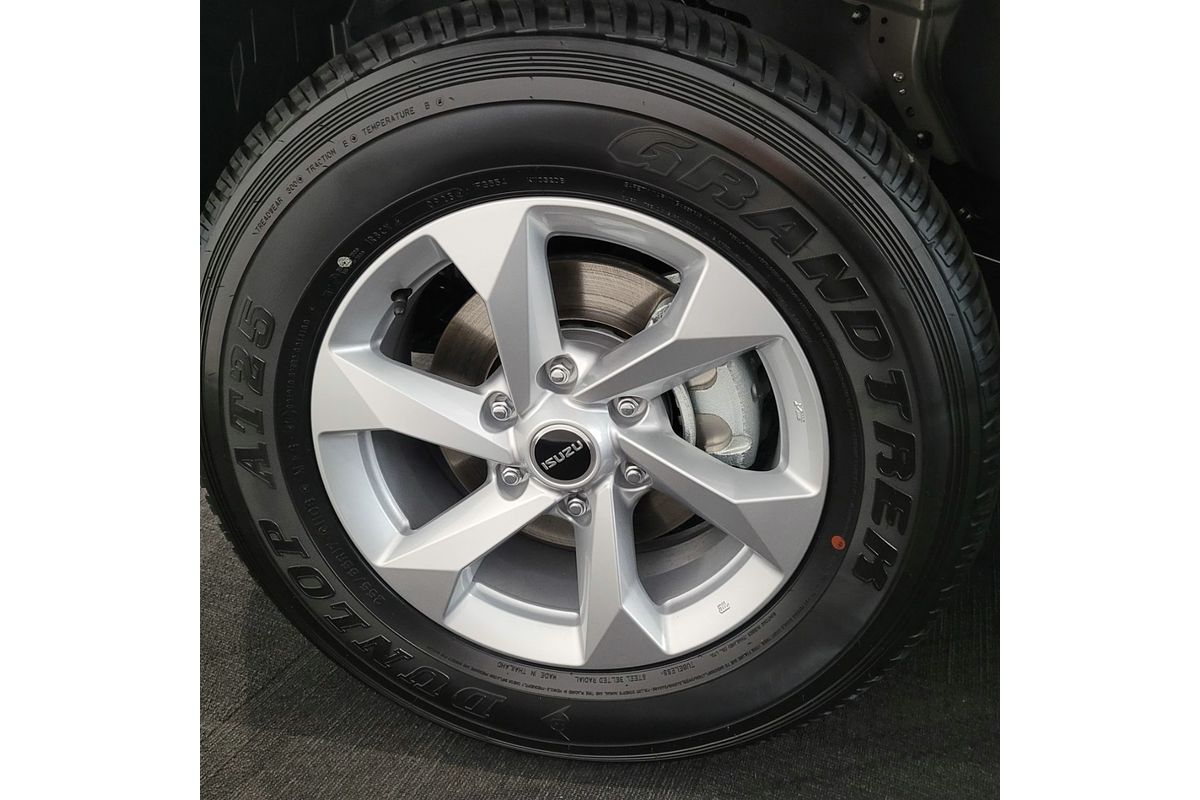 2025 Isuzu MU-X LS-M