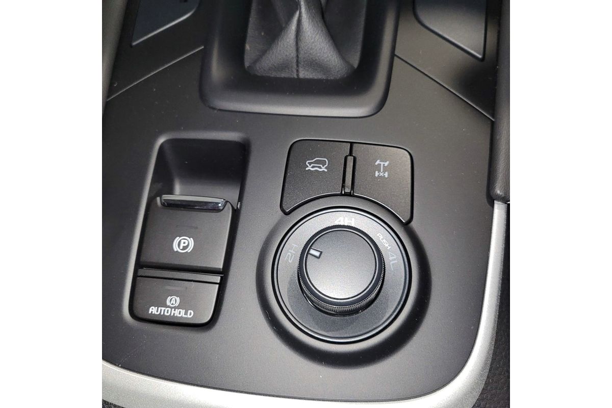 2025 Isuzu MU-X LS-M