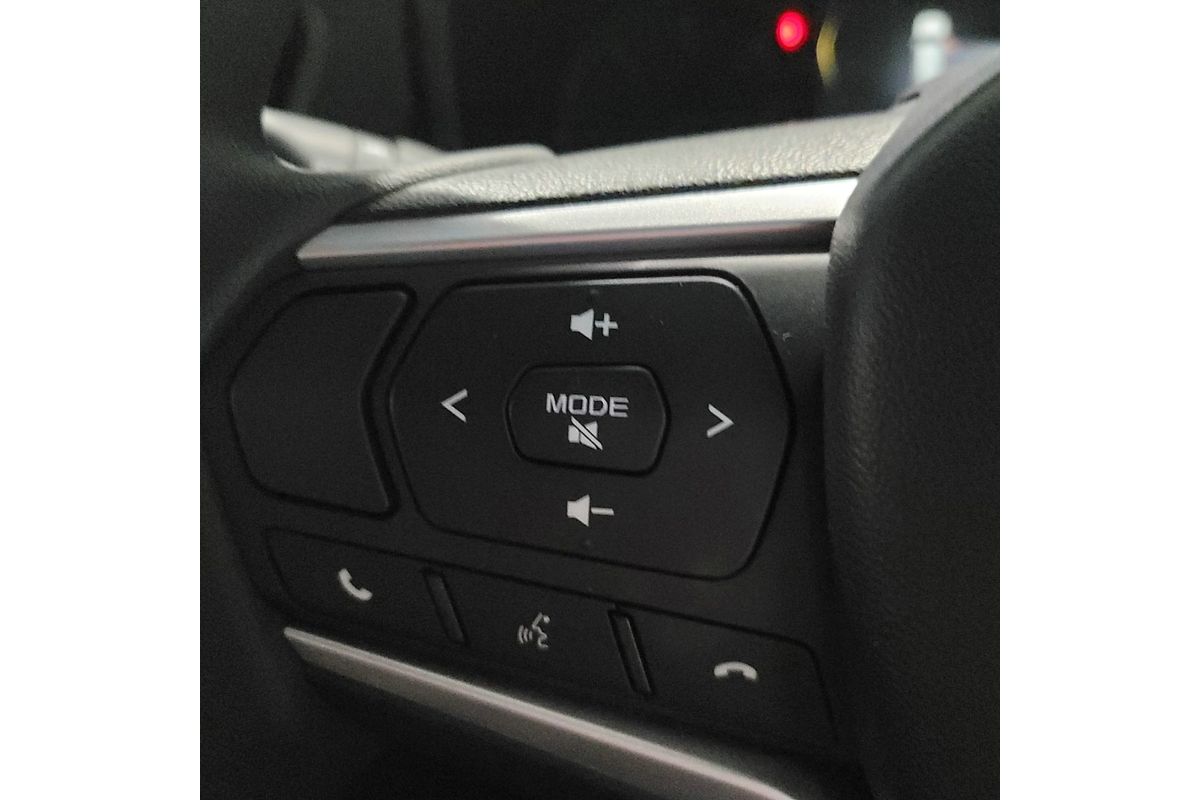 2025 Isuzu MU-X LS-M