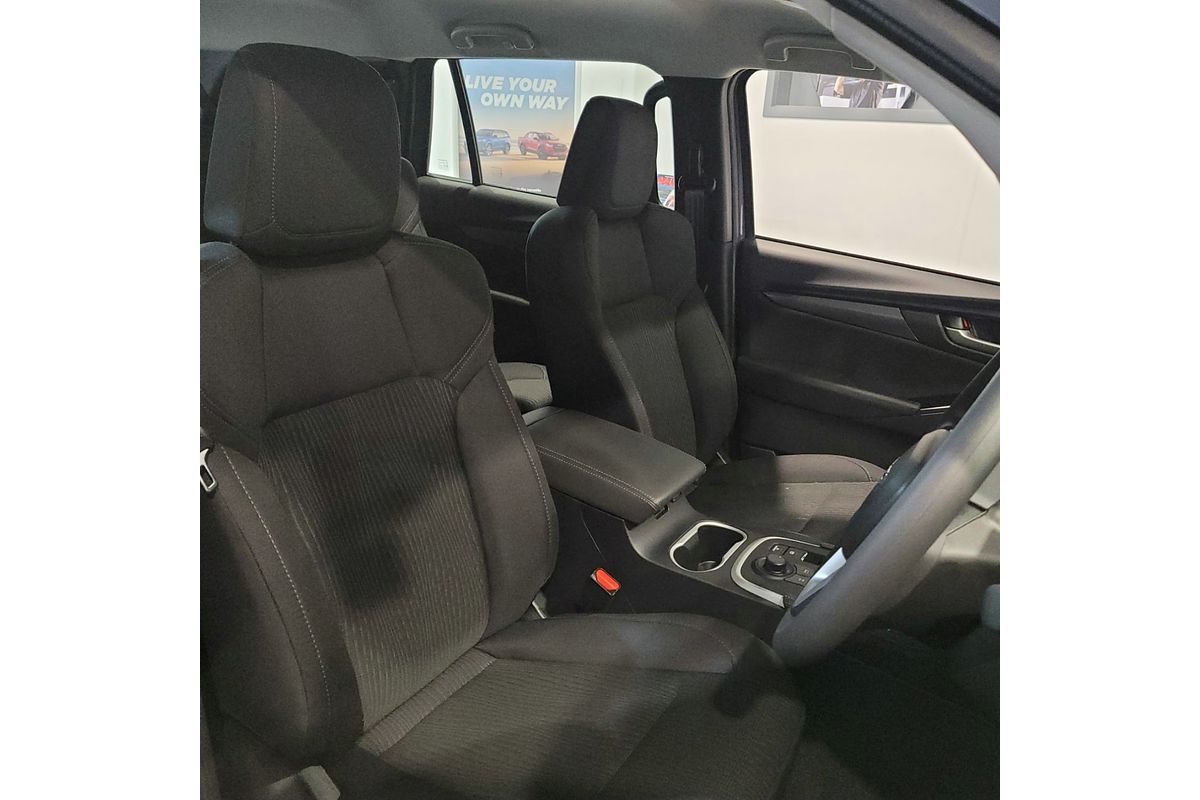 2025 Isuzu MU-X LS-M