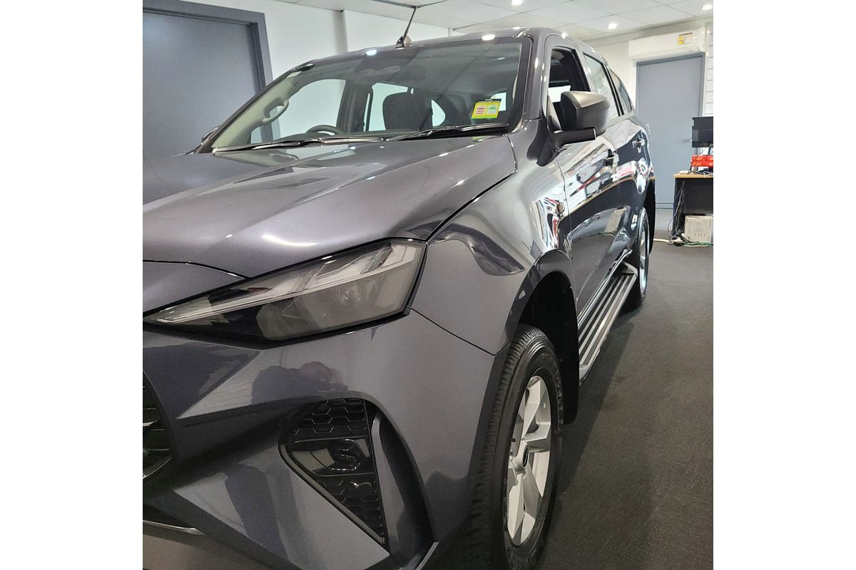 2025 Isuzu MU-X LS-M