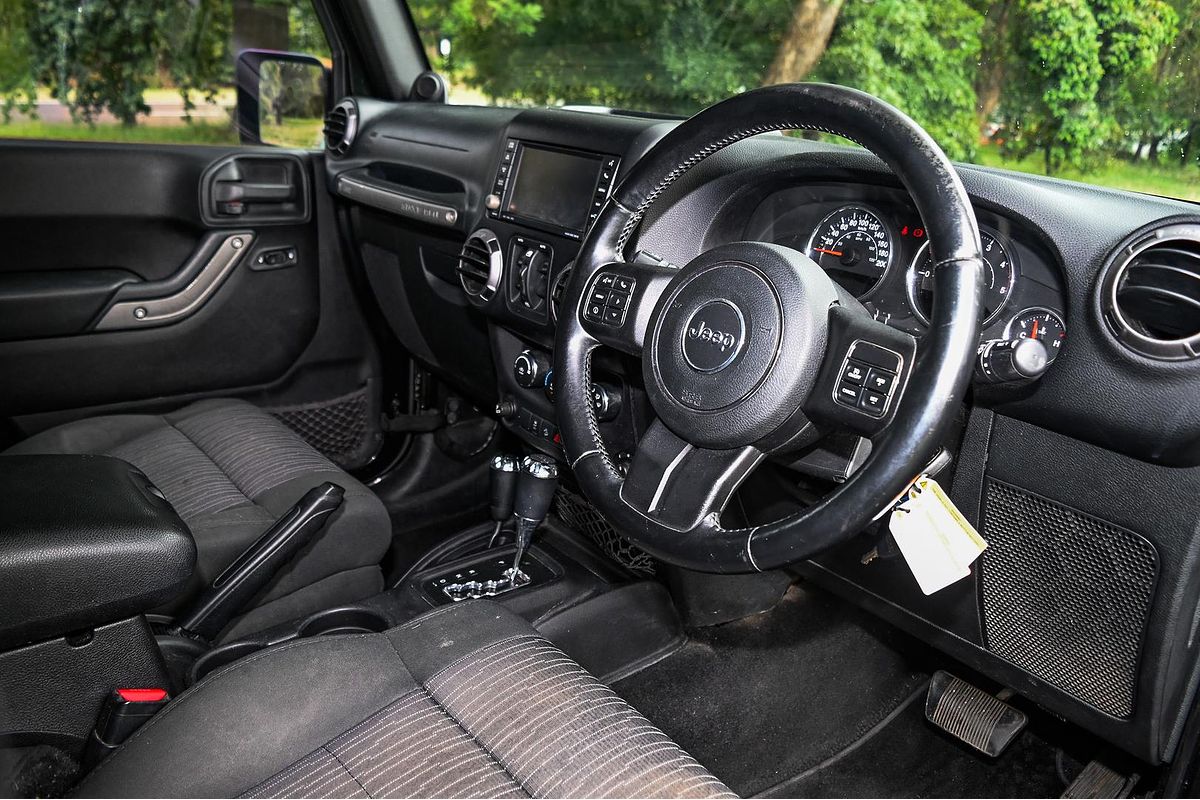 2011 Jeep Wrangler Unlimited Sport JK