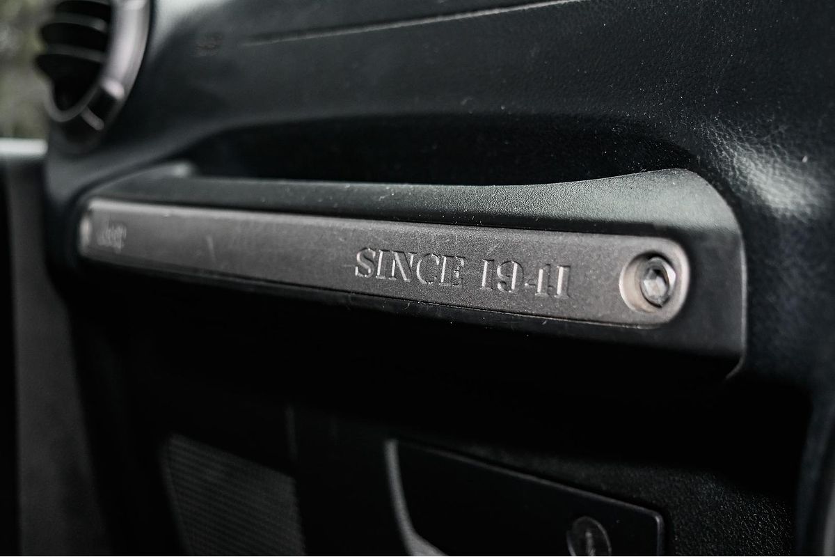 2011 Jeep Wrangler Unlimited Sport JK