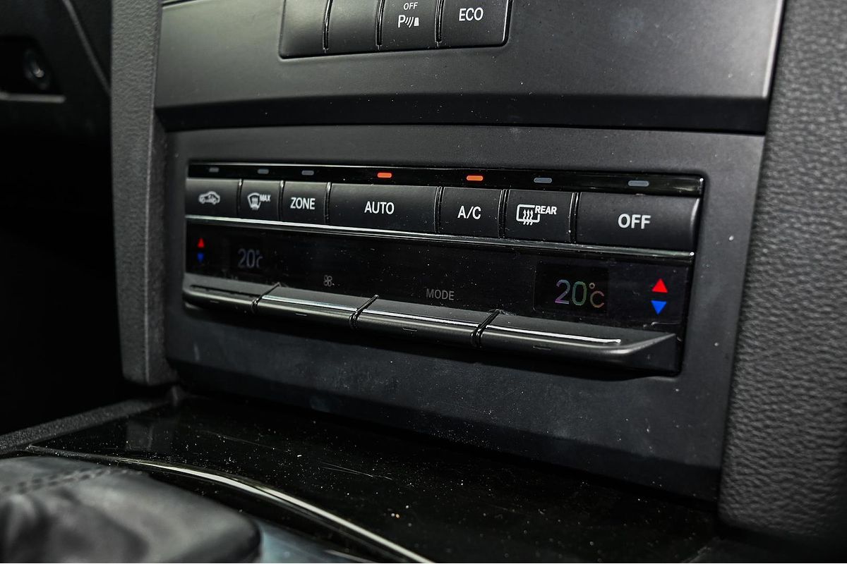 2013 Mercedes-Benz E-Class E250 BlueEFFICIENCY Elegance C207