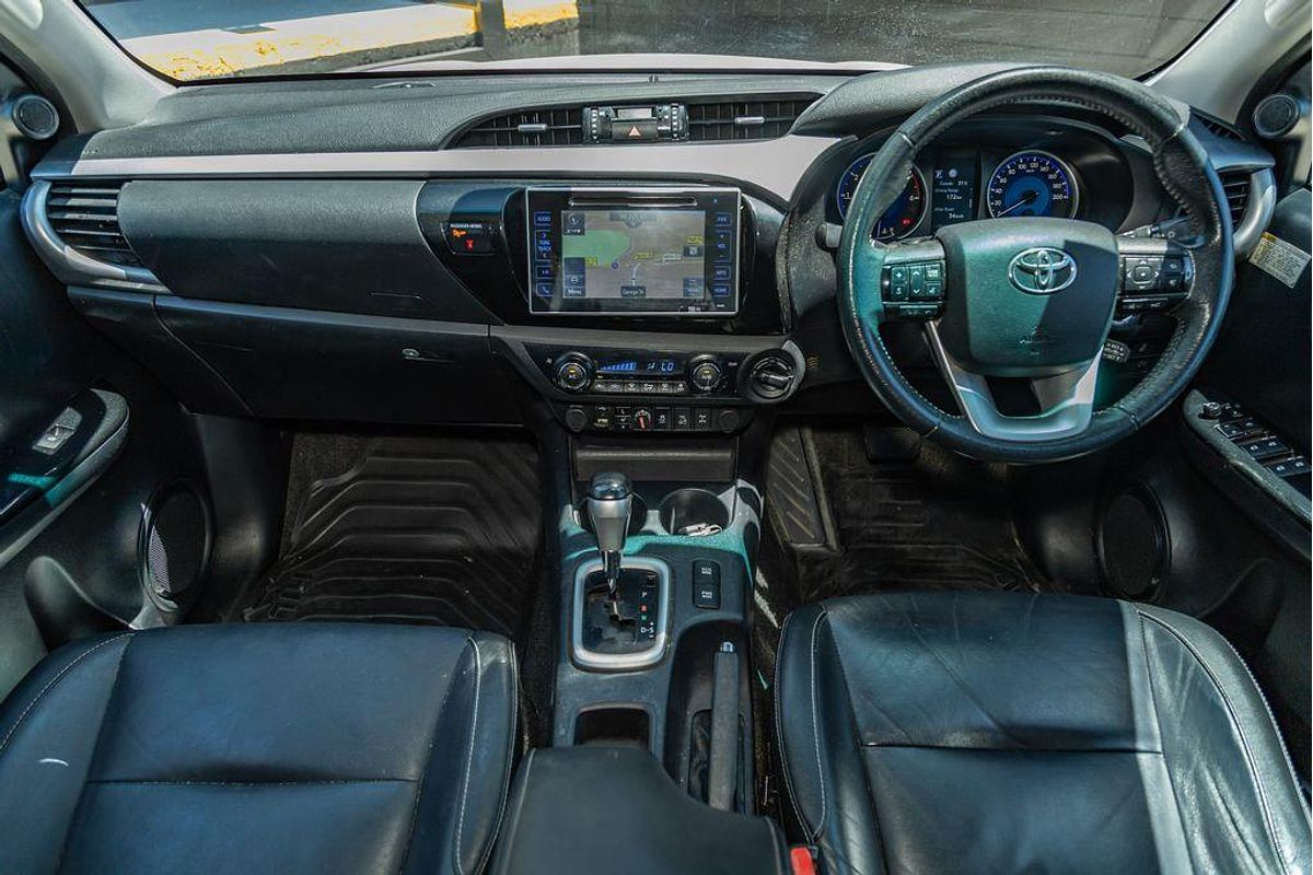 2020 Toyota Hilux SR5 GUN126R 4X4