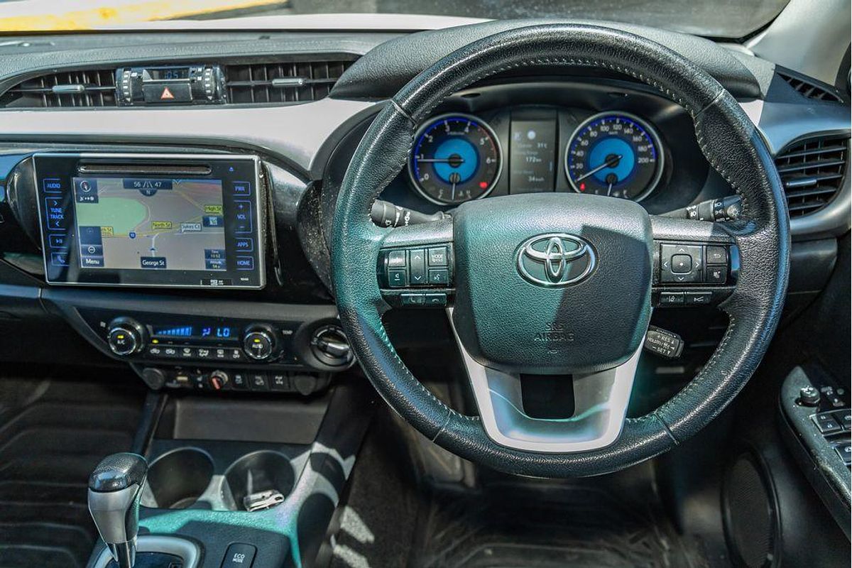 2020 Toyota Hilux SR5 GUN126R 4X4