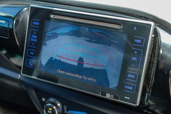 2020 Toyota Hilux SR5 GUN126R 4X4