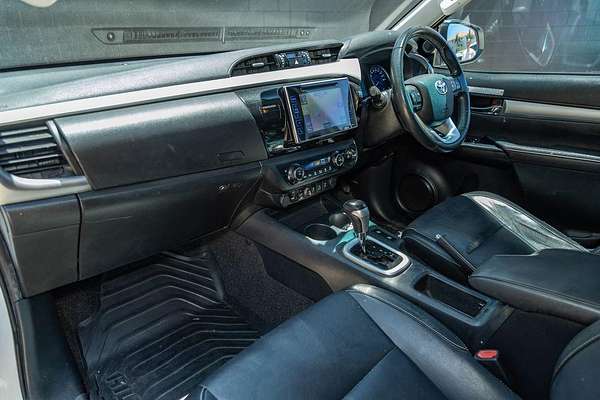2020 Toyota Hilux SR5 GUN126R 4X4