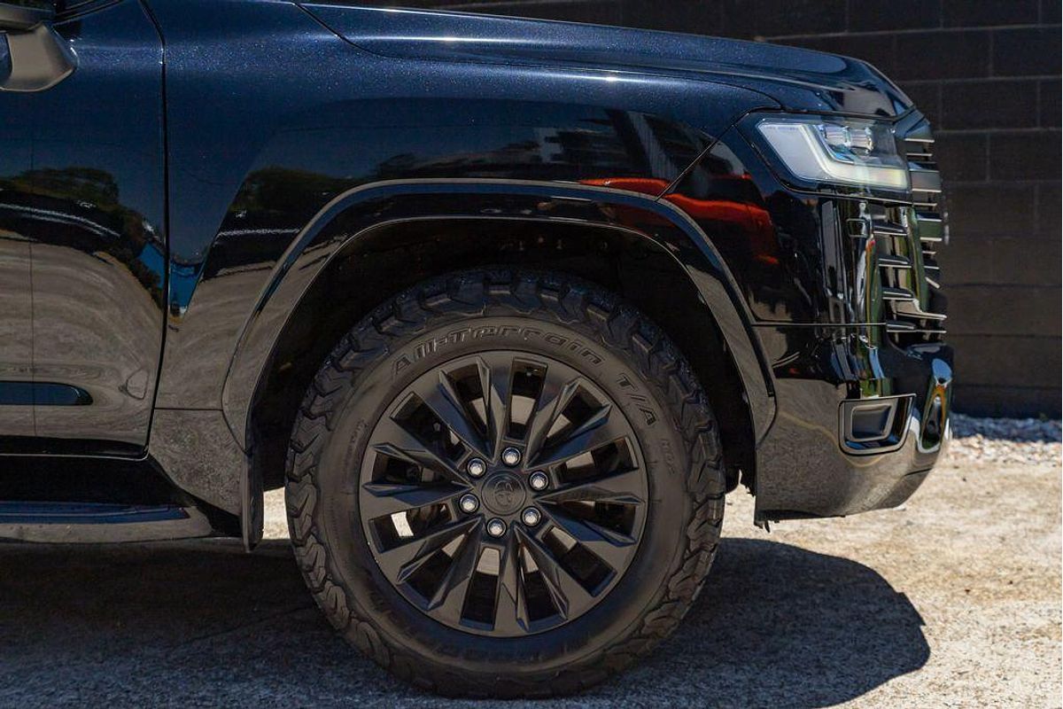 2022 Toyota Landcruiser Sahara ZX FJA300R