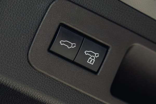 2022 Toyota Landcruiser Sahara ZX FJA300R