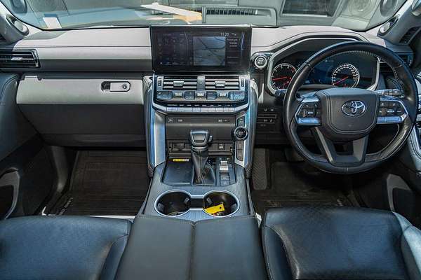 2022 Toyota Landcruiser Sahara ZX FJA300R