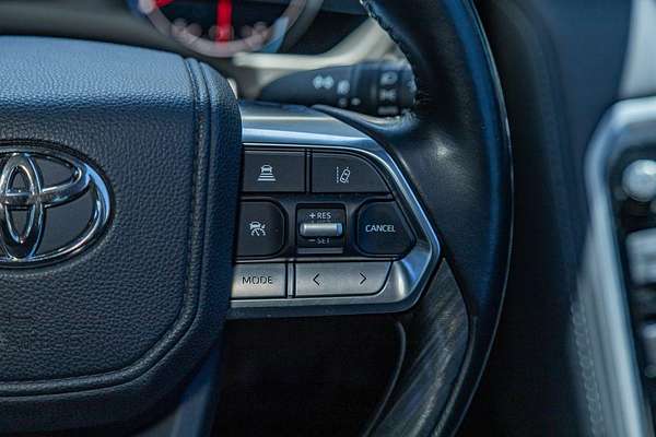 2022 Toyota Landcruiser Sahara ZX FJA300R