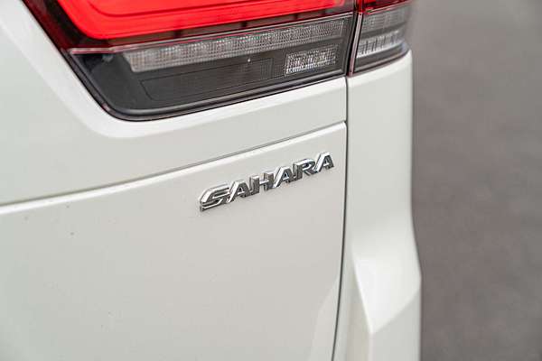 2024 Toyota Landcruiser Sahara FJA300R