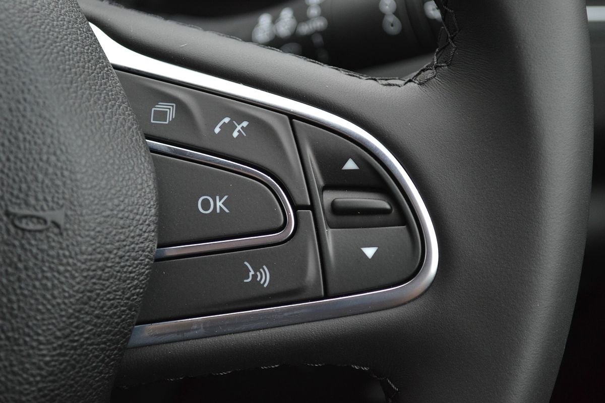 2025 Renault Koleos Evolution HZG